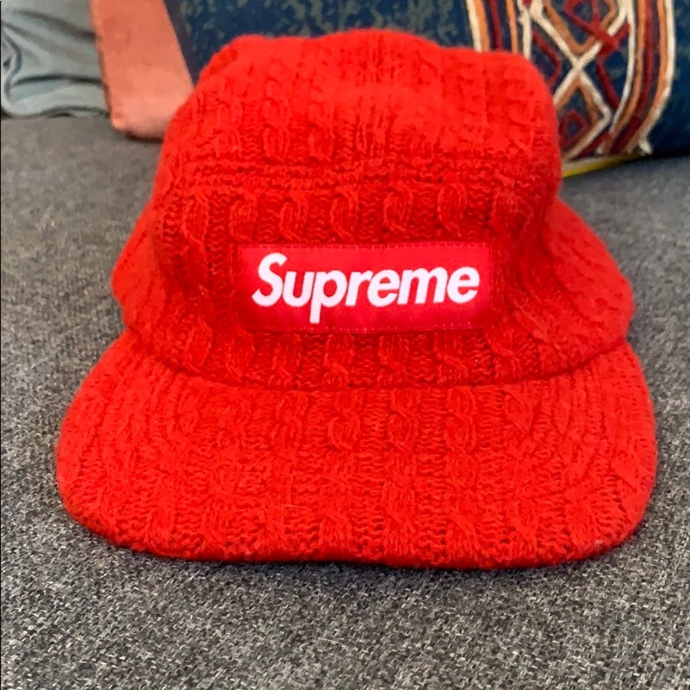 Red knit Supreme hat